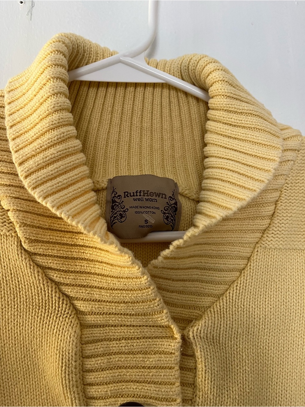 Butter Yellow Sweater - Picture 3 of 3